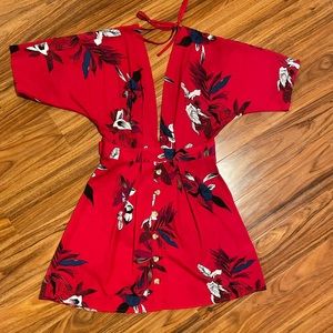 Floral red vacation dress, size m